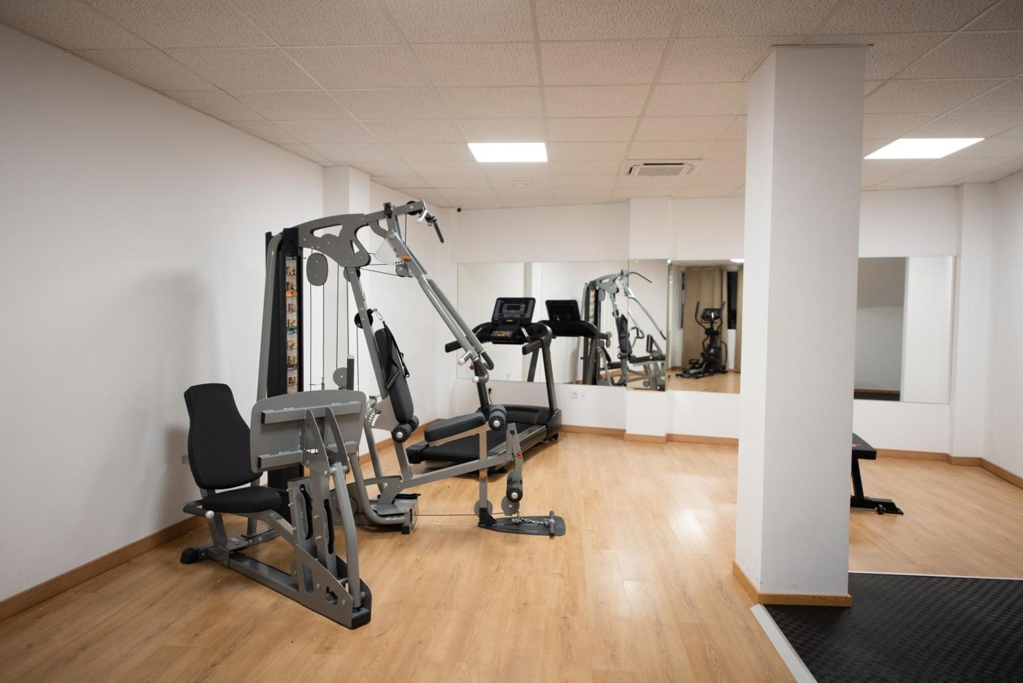 Apartamento Centrico La Merced 2 - Free Parking & Free Gym Apartment Málaga Exterior foto